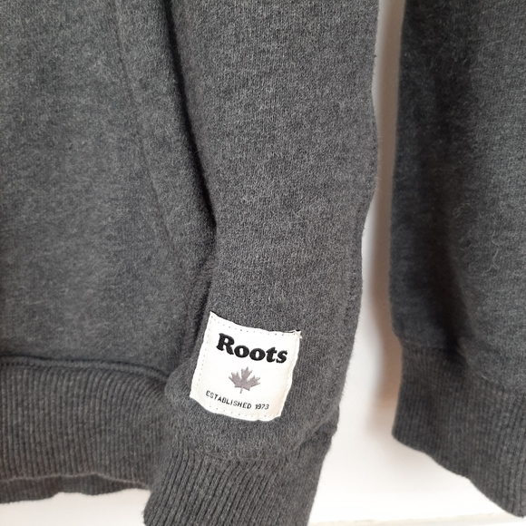 Roots Shirts & Tops Roots Canada Maple Leaf Sweatshirt Hoodie Kids Xl